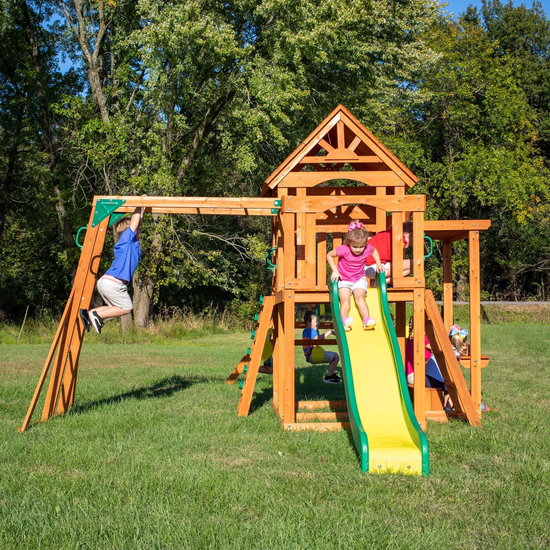 Monticello Swing-Set.