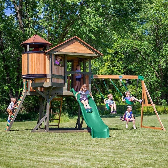 Eagles Nest Elite Swing-Set.